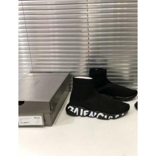 balenciaga speed runner