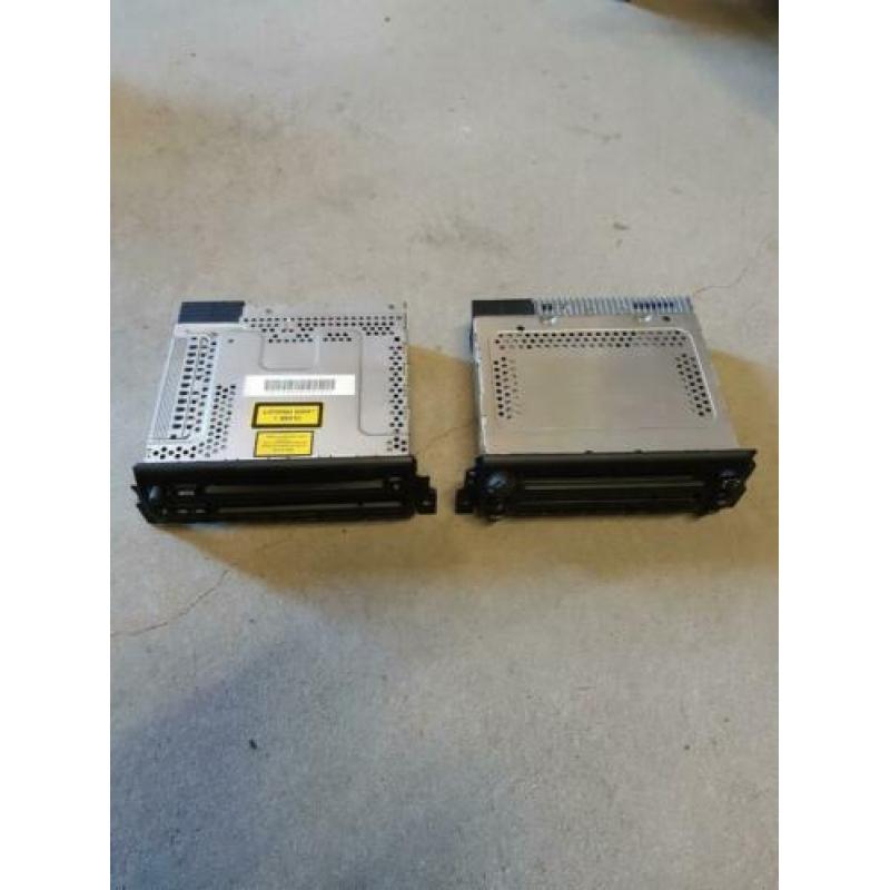 Auto radio Mini.