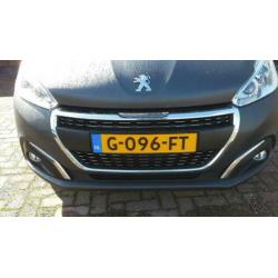 Peugeot 208 1.2 PureTech GT-line 110 pk TEXTUURLAK