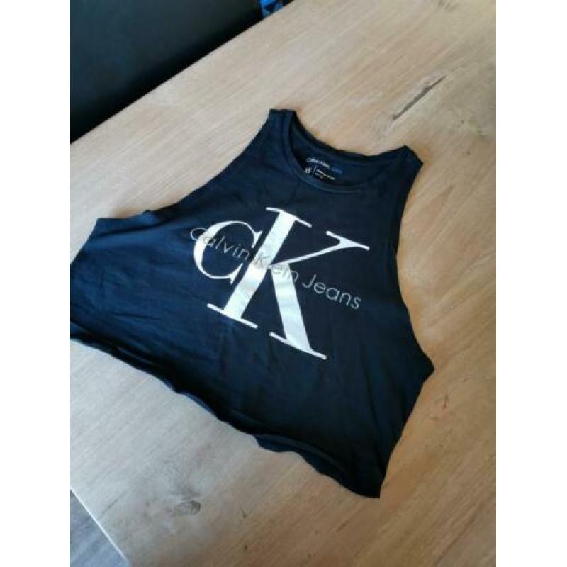 Calvin Klein top maat XS nieuw €10
