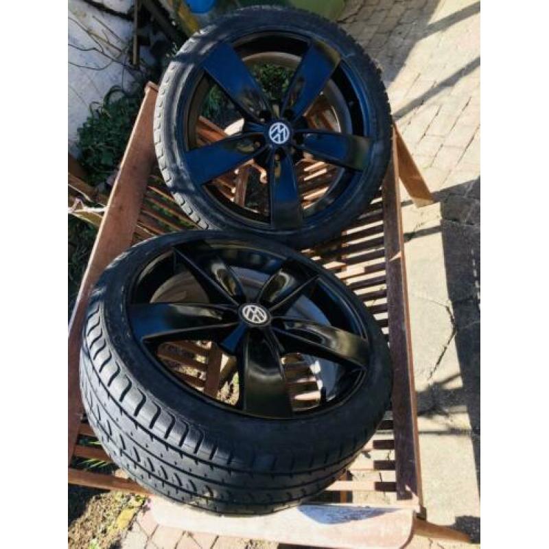 R-Line Volkswagen Boavista 17’ velgen met banden