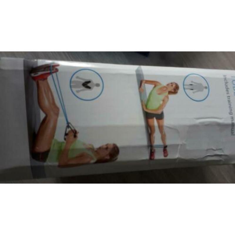 Fitness pilates elastieken. Gratis springtouw