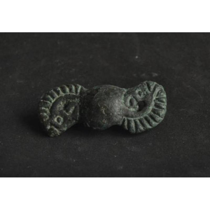Scythisch applique met paardenhoofden, 300 BC bodemvondst