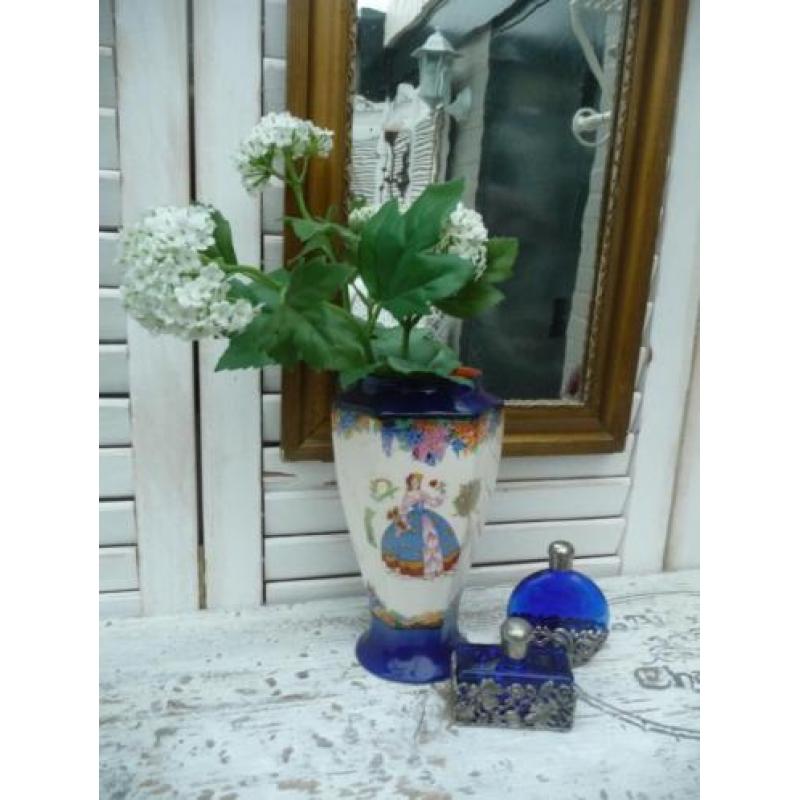 Engelse H&K Tunstalll art deco vaas met crinoline dame 1930
