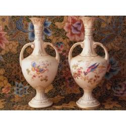 Stel prachtige antieke Engelse vaasjes van Crown Ducal 22 cm