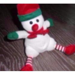 kerst sneeuwpopje met muts en sjaaltje