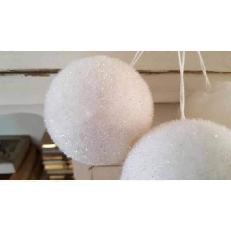 Sneeuwballen / kerstballen *Style by Adriana*