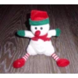 kerst sneeuwpopje met muts en sjaaltje