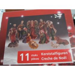 Kerstal-kerstboom met versiering.