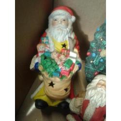 Doos met oude Kerst Beelden