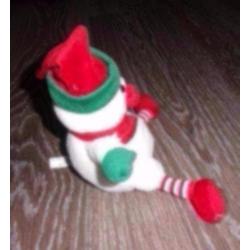 kerst sneeuwpopje met muts en sjaaltje