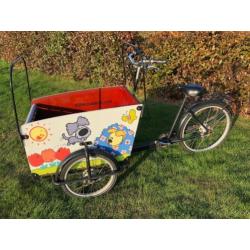 bakfiets Woezel en Pip (merk: Babboe)