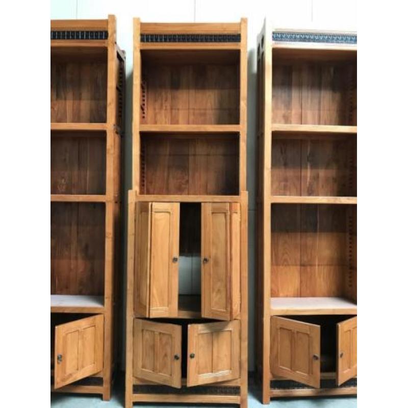 Kersenhouten kast