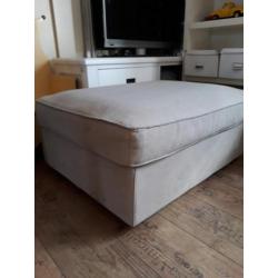 Voetenbank Kivik Ikea