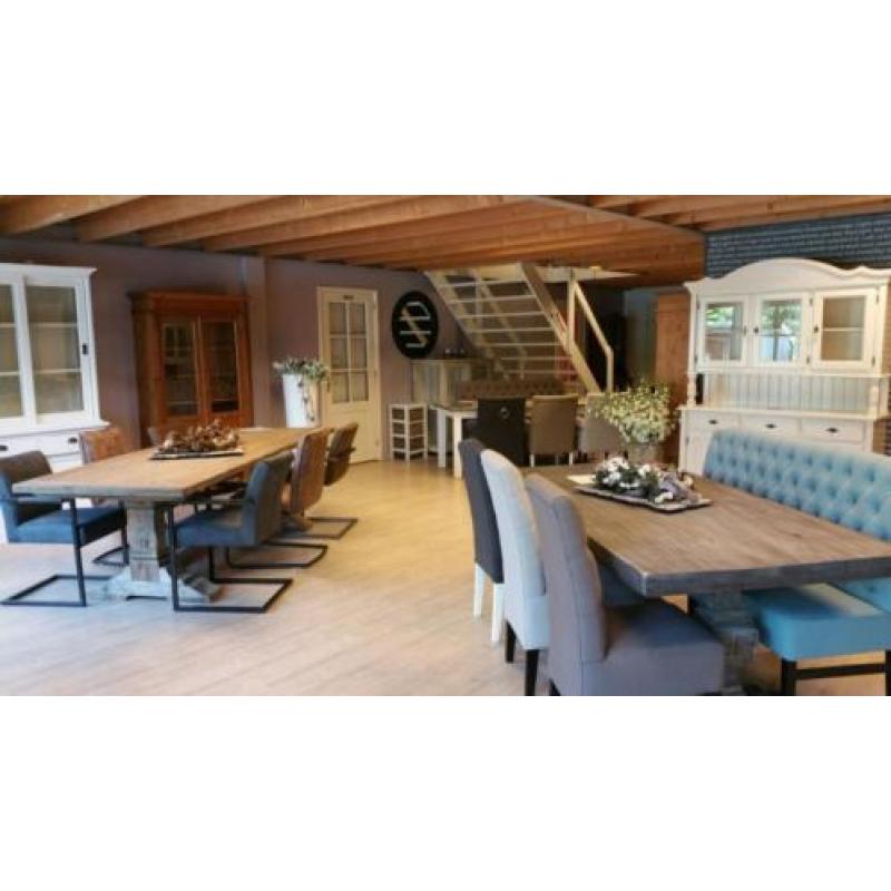 *OP VOORRAAD* NIEUW Landelijke Hocker (nr. 2187 D)