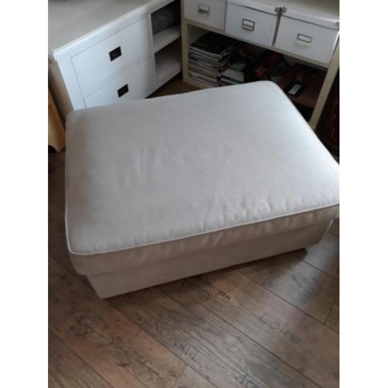 Voetenbank Kivik Ikea