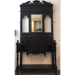 Frans halmeubel/ porte manteaux