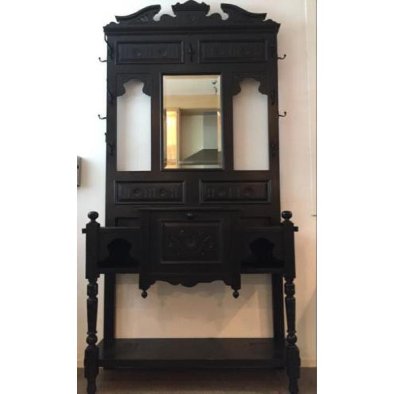 Frans halmeubel/ porte manteaux