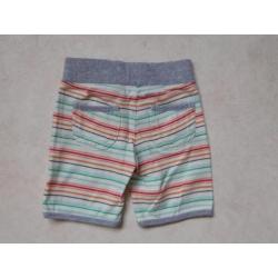 (F31) SALE! Korte broekje