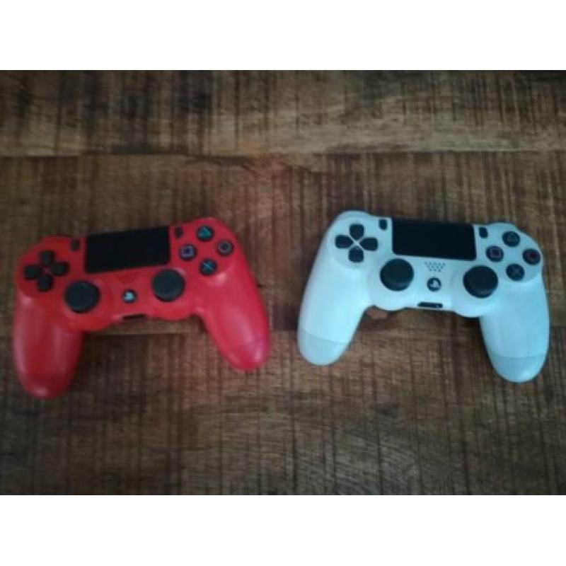 Ps4 pro 1TB! Met 7 games en 2 controllers!!!