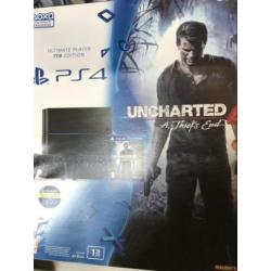 PlayStation 4 1 TB met 2 controles