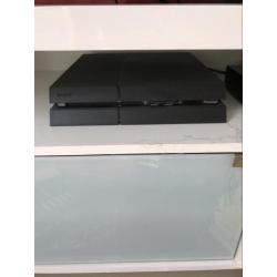 PlayStation 4 1 TB met 2 controles